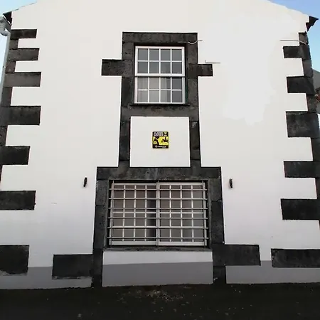 A Casa Dos Toledos Apartment Madalena (Azores)